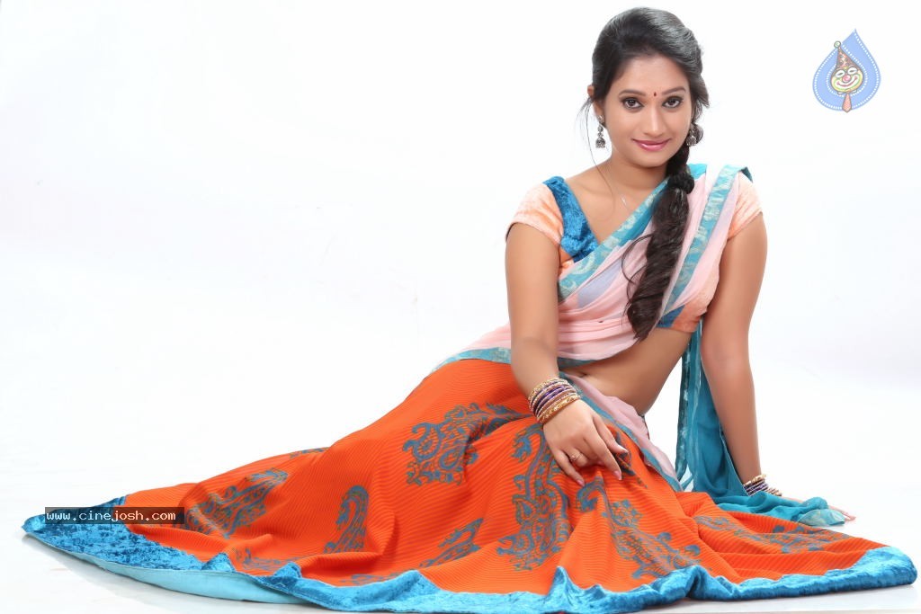 Priyanka Pallavi Spicy Stills - 37 / 49 photos