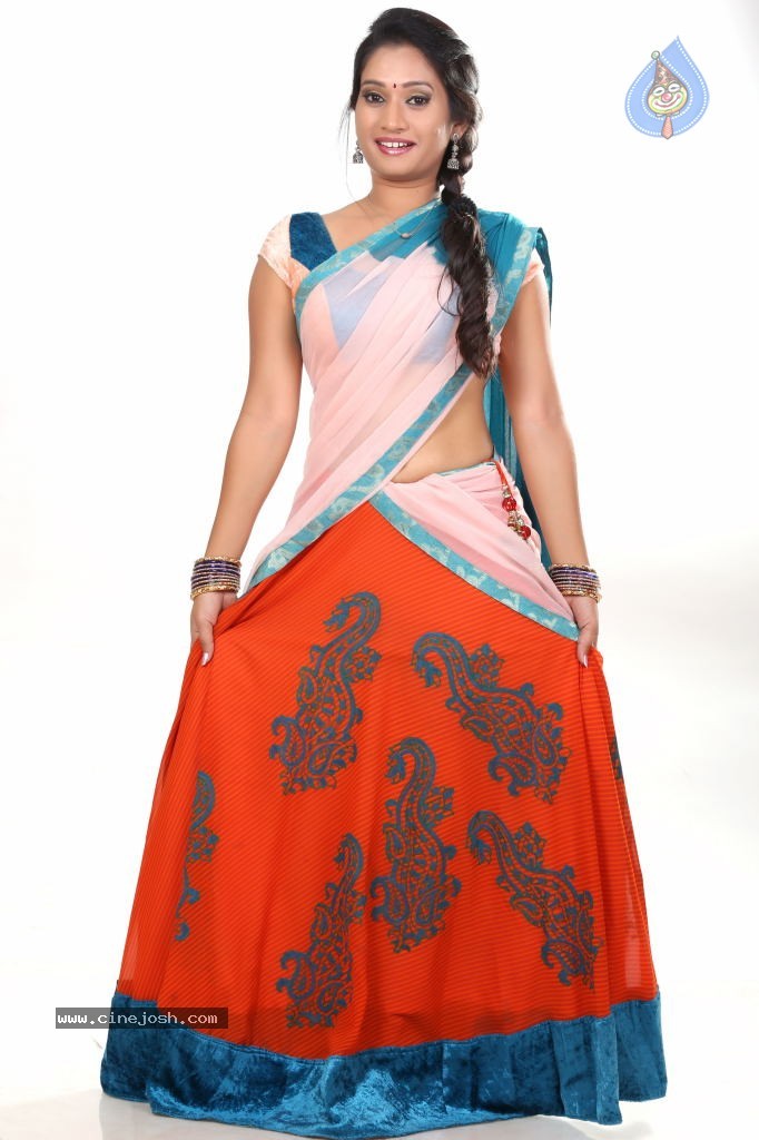 Priyanka Pallavi Spicy Stills - 38 / 49 photos
