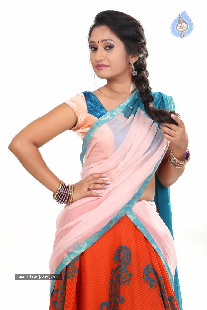 Priyanka Pallavi Spicy Stills - 39 / 49 photos