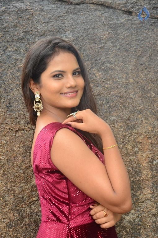 Priyanka Sharma Images - 19 / 30 photos