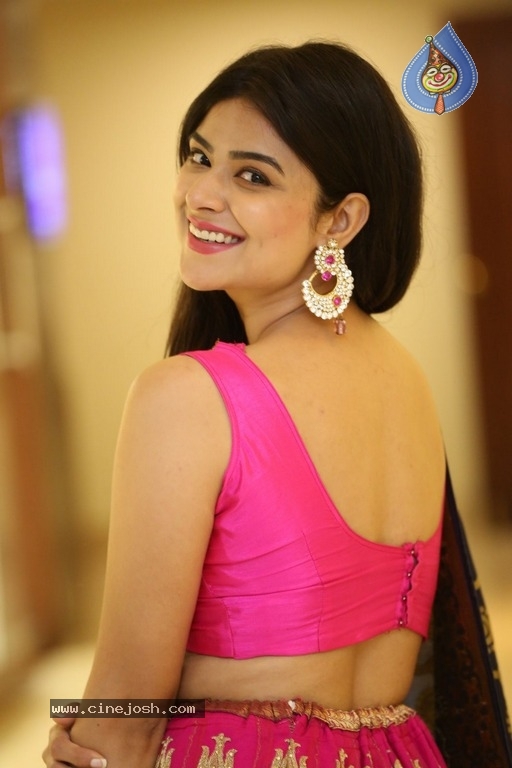 Priyanka Sharma New Photos - 17 / 21 photos