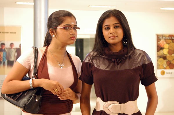 Priyamani - 40 / 50 photos