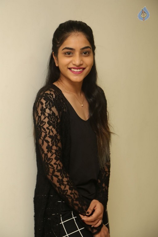 Punarnavi Bhupalam New Photos - 7 / 42 photos
