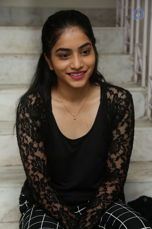 Punarnavi Bhupalam New Photos - 10 / 42 photos