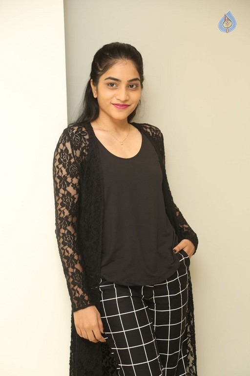 Punarnavi Bhupalam New Photos - 12 / 42 photos