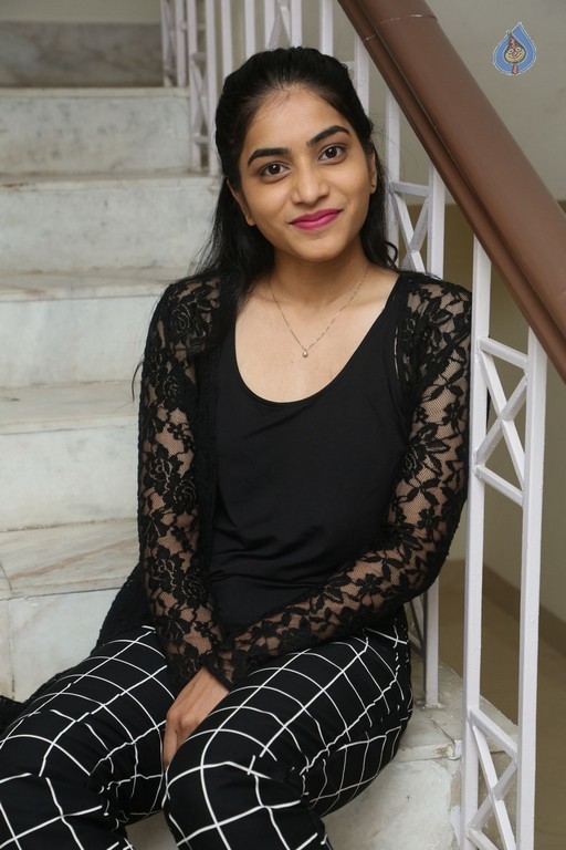 Punarnavi Bhupalam New Photos - 41 / 42 photos