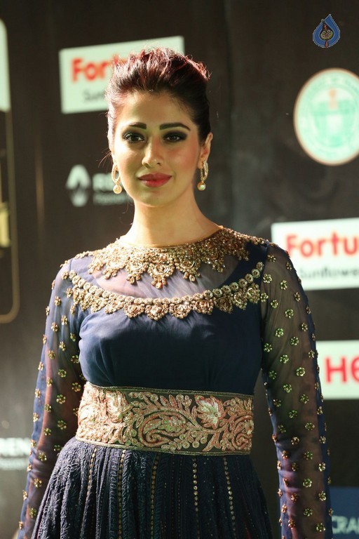 Raai Laxmi at IIFA 2017 - 2 / 41 photos