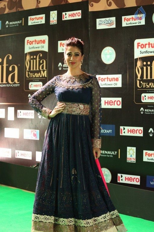 Raai Laxmi at IIFA 2017 - 6 / 41 photos