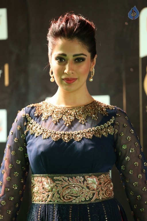 Raai Laxmi at IIFA 2017 - 24 / 41 photos