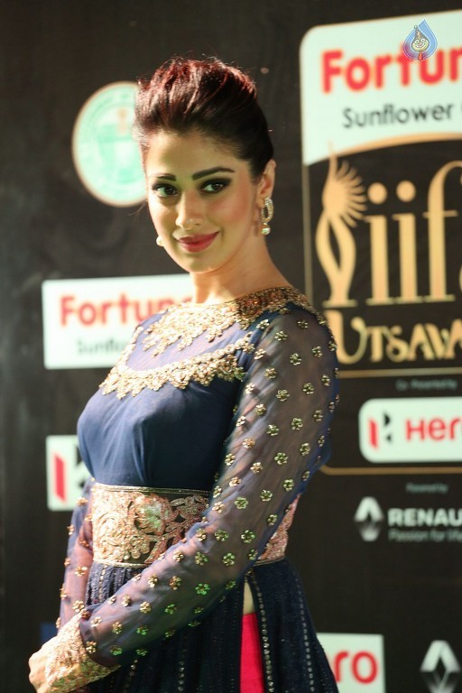 Raai Laxmi at IIFA 2017 - 40 / 41 photos