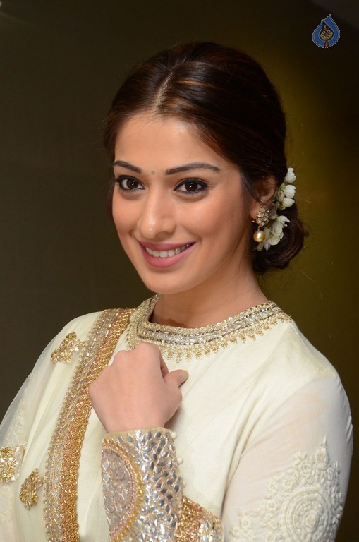 Raai Laxmi New Pics - 22 / 42 photos
