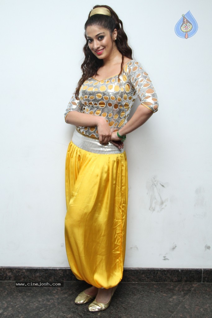 Raai Laxmi New Stills - 32 / 44 photos