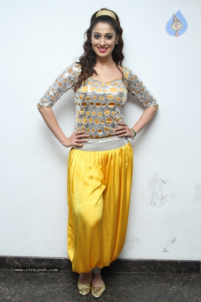 Raai Laxmi New Stills - 40 / 44 photos