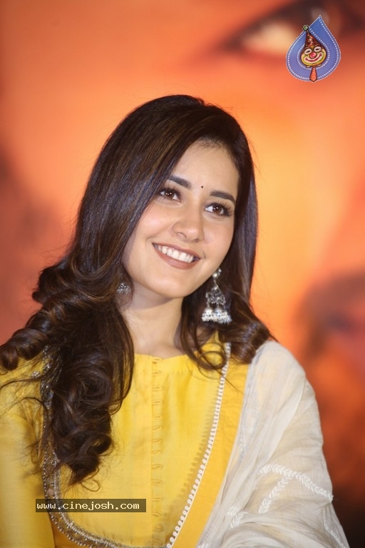 Raashi Khanna at Srinivasa Kalyanam Press Meet - 2 / 30 photos