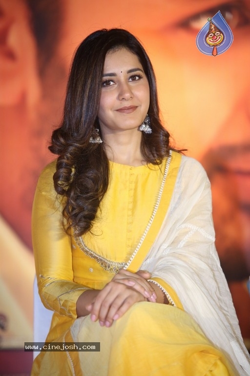 Raashi Khanna at Srinivasa Kalyanam Press Meet - 6 / 30 photos