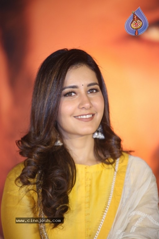 Raashi Khanna at Srinivasa Kalyanam Press Meet - 19 / 30 photos