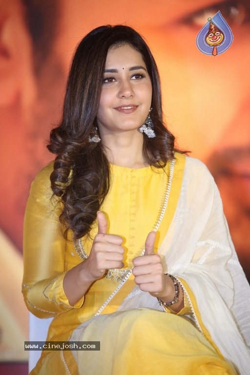 Raashi Khanna at Srinivasa Kalyanam Press Meet - 21 / 30 photos