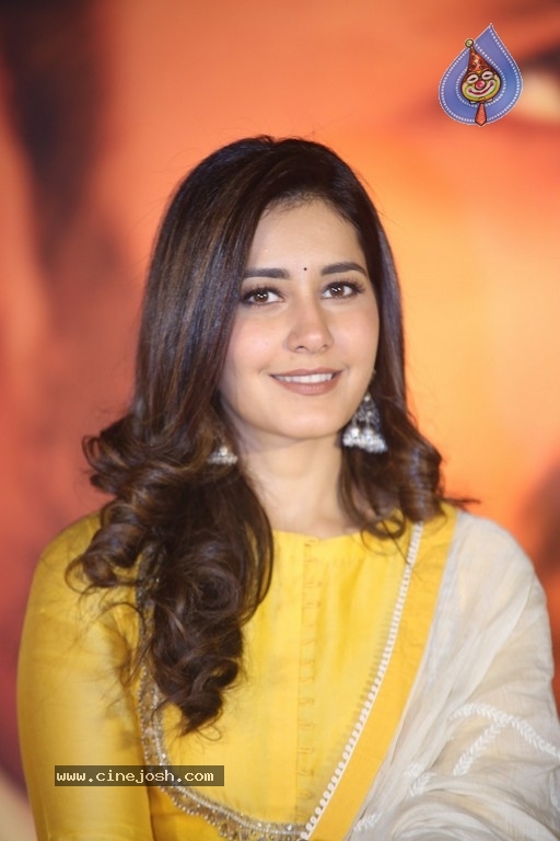 Raashi Khanna at Srinivasa Kalyanam Press Meet - 29 / 30 photos