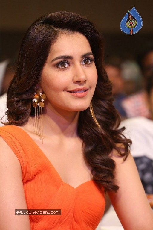 Raashi Khanna at Tholi Prema Audio Launch - 38 / 41 photos