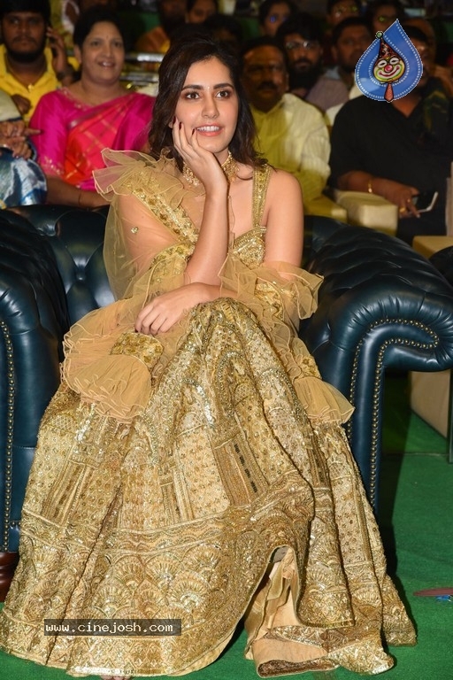 Raashi Khanna at Venky Mama Event - 8 / 20 photos