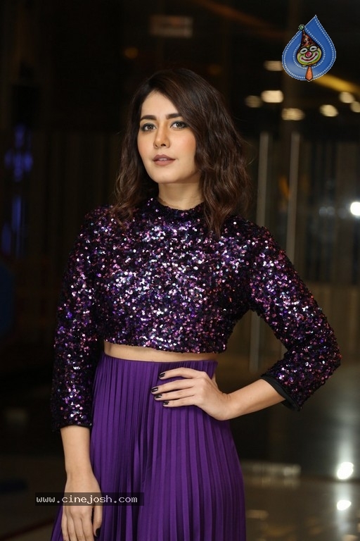 Raashi Khanna Images - 16 / 21 photos