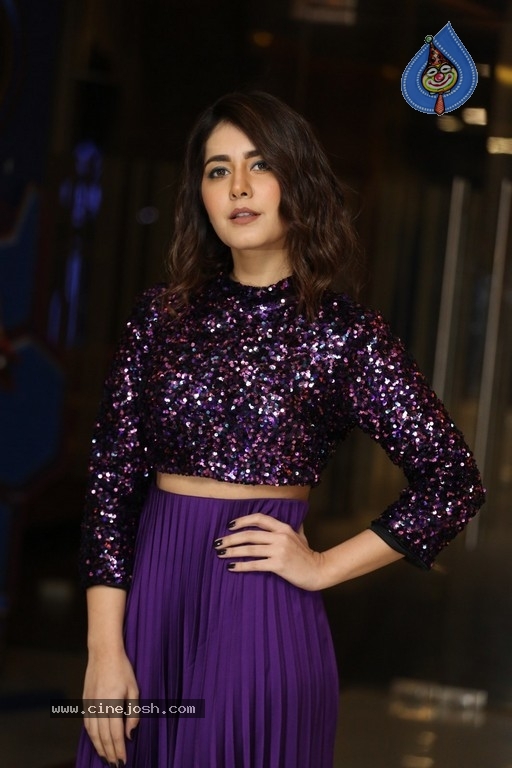 Raashi Khanna Images - 20 / 21 photos