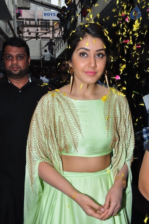 Raashi Khanna Latest Pics - 1 / 26 photos