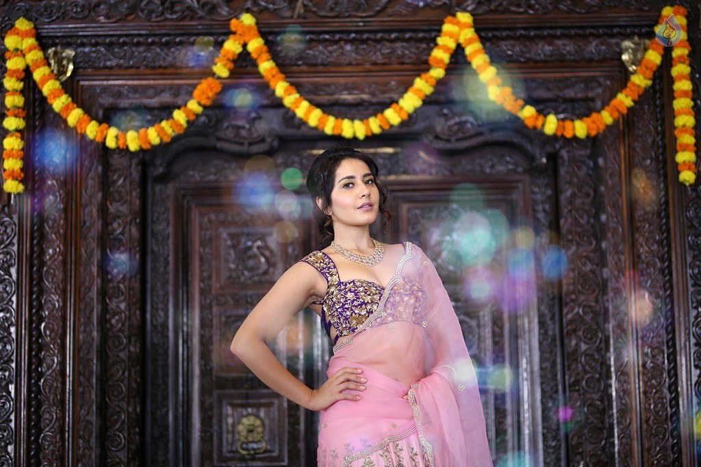 Raashi Khanna Latest Pictures - 16 / 25 photos