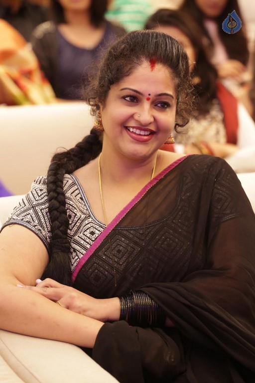 Raasi New Images - Photo 8 of 21