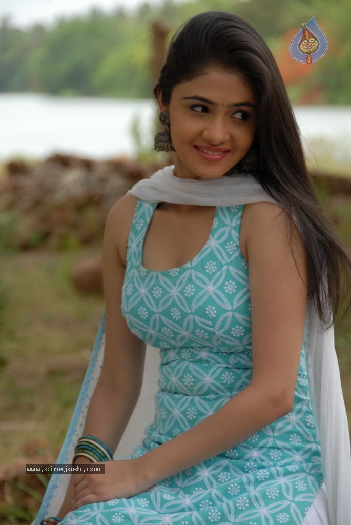 Rachana Malhotra Gallery - 21 / 79 photos