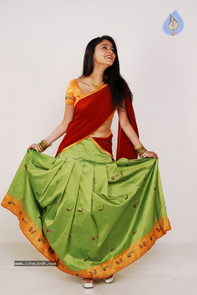 Rachana Malhotra New Stills - 46 / 68 photos