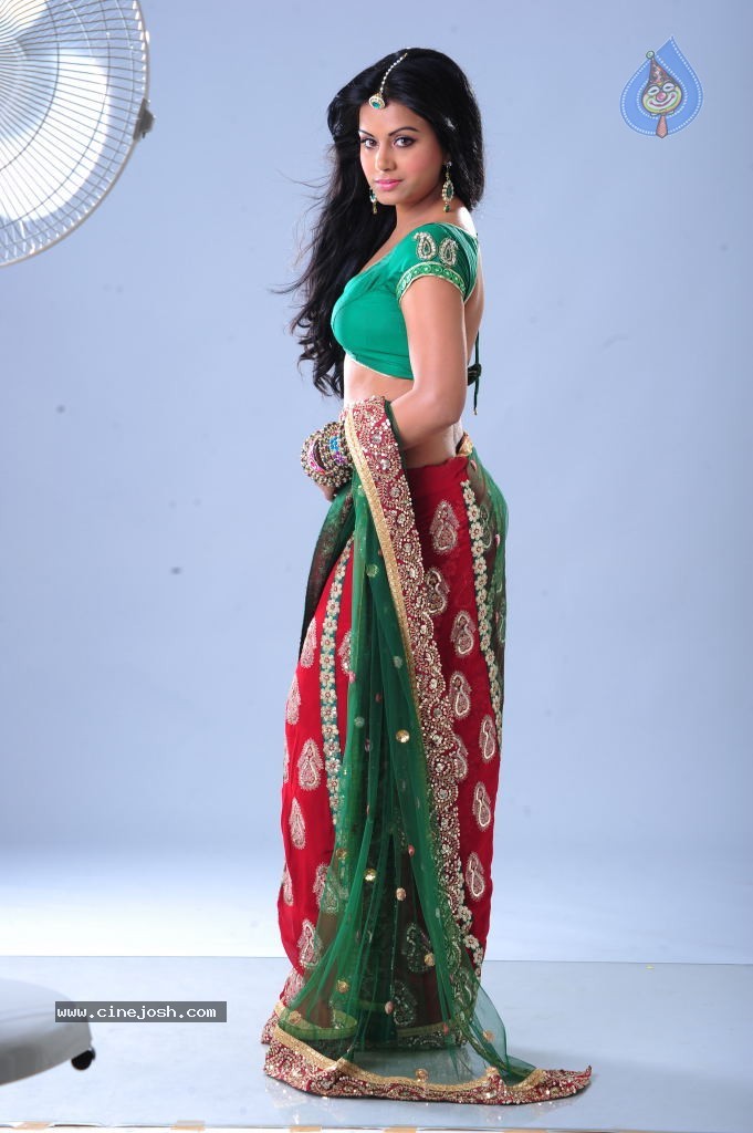 Rachana Mourya Hot Photos - 8 / 39 photos