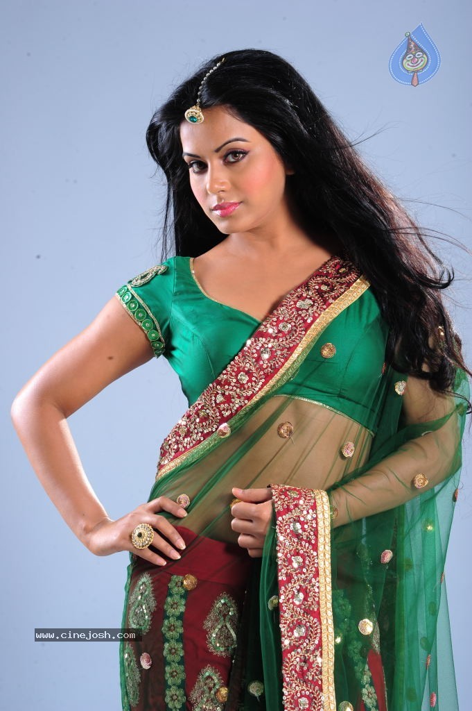 Rachana Mourya Hot Photos - 26 / 39 photos