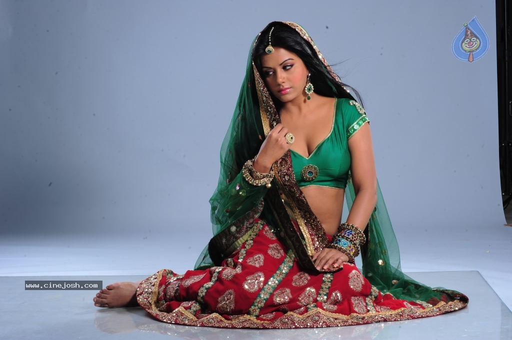 Rachana Mourya Hot Photos - 34 / 39 photos