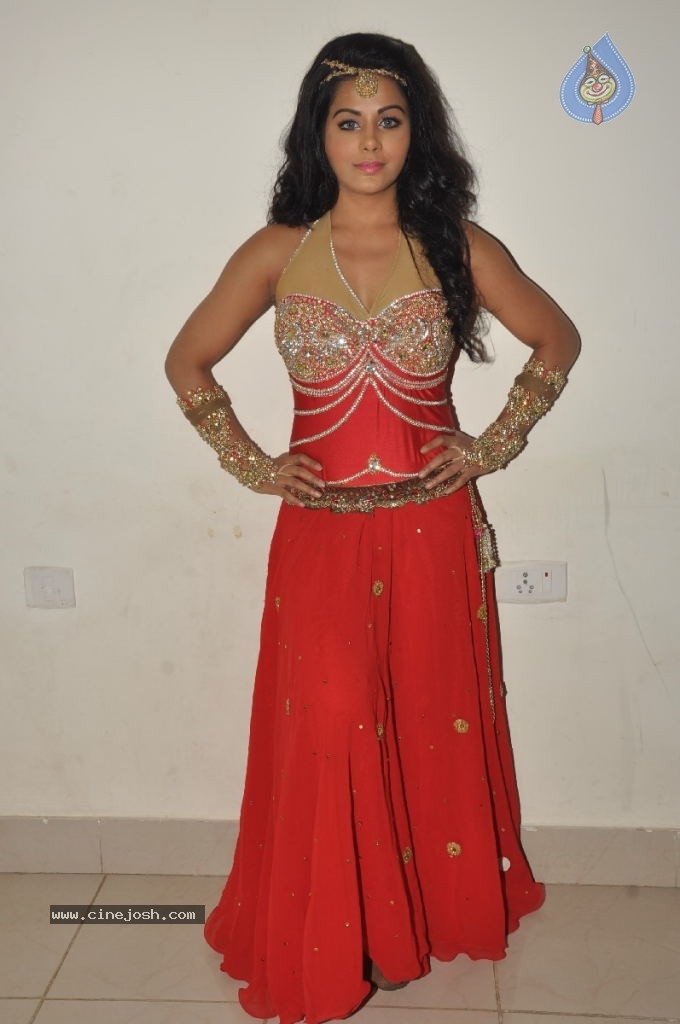 Rachana Mourya Hot Stills - 55 / 80 photos