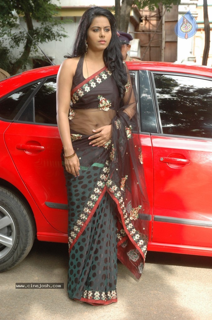 Rachana Mourya New Hot Photos - 54 / 113 photos