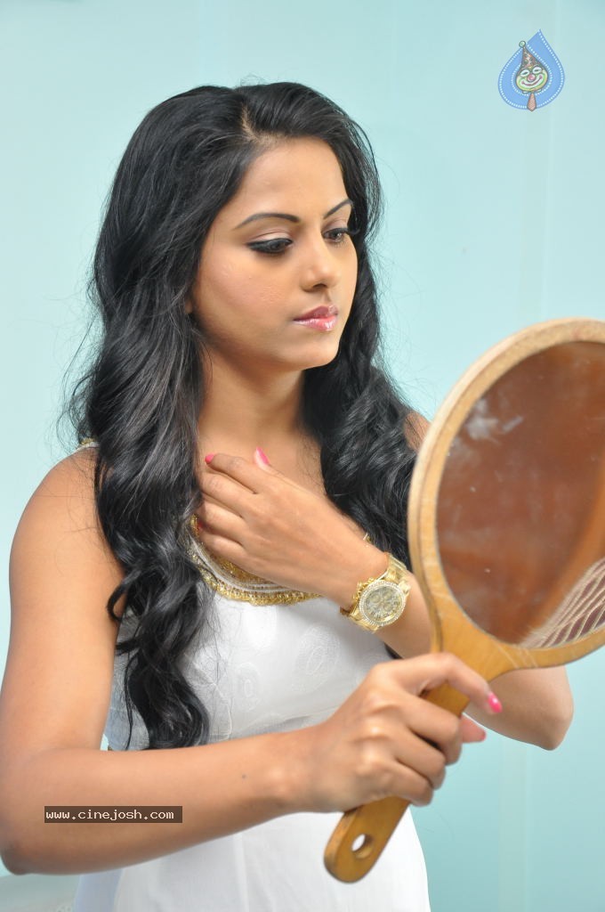Rachana Mourya Hot Stills - 59 / 72 photos