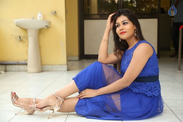 Rachana Smith Latest Photos - 28 / 42 photos