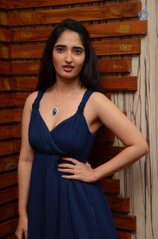 Radhika Mehrotra Photos - 15 / 19 photos