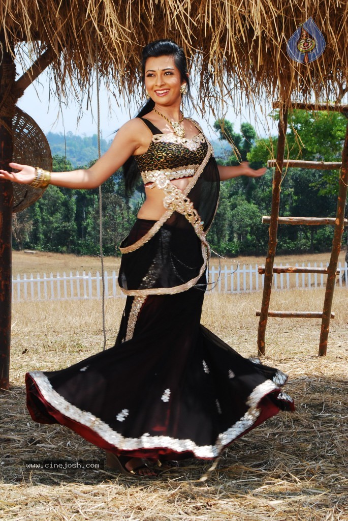 Radhika Pandit Hot Stills - 83 / 109 photos