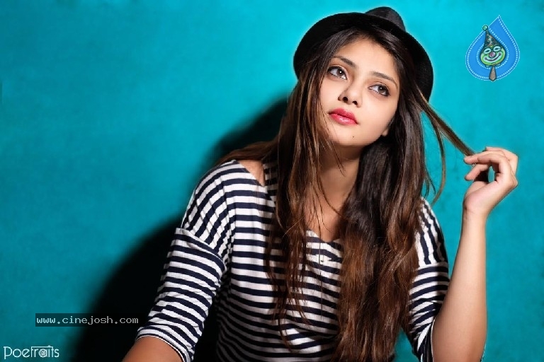 Rahasya Gorak Stills - 6 / 8 photos