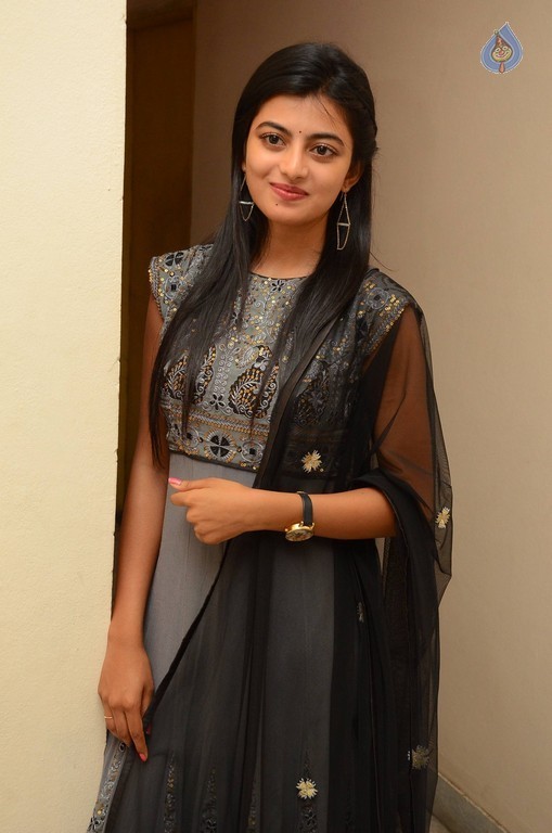 Rakshitha Latest Gallery - 18 / 37 photos