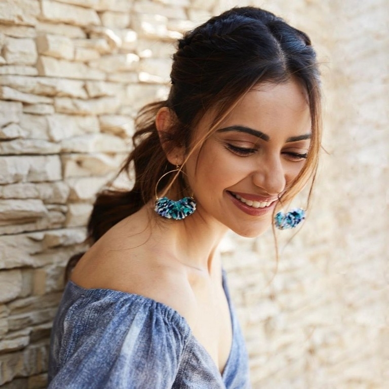 Rakul Preet New Stills - 5 / 21 photos