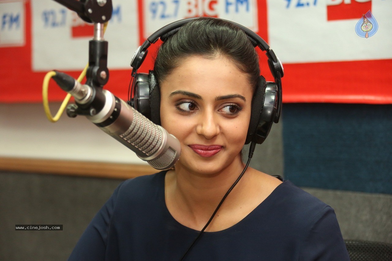 Rakul Preet Singh at Big FM - 34 / 77 photos