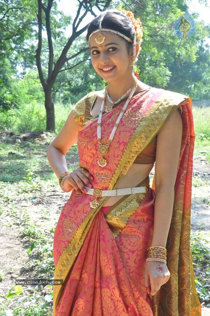 Rakul Preet Singh Cute Stills - 41 / 84 photos