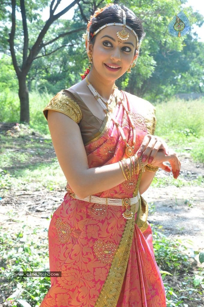 Rakul Preet Singh Cute Stills - 42 / 84 photos