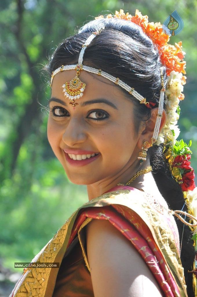 Rakul Preet Singh Cute Stills - 61 / 84 photos
