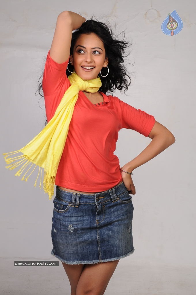 Rakul Preet Singh High Resolution Stills - 29 / 74 photos