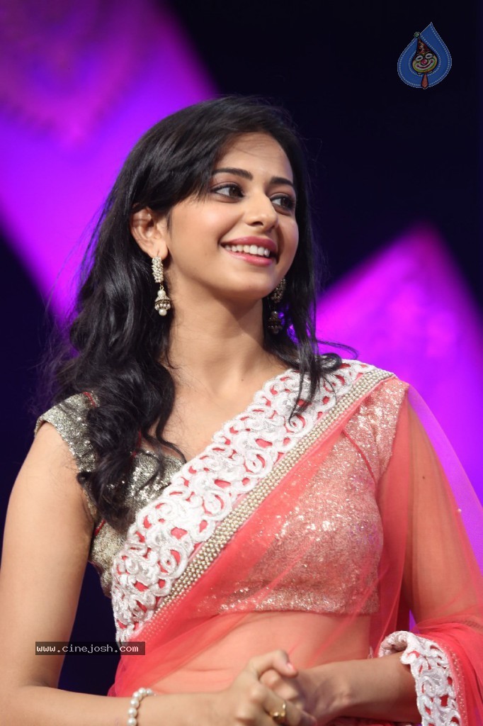 Rakul Preet Singh Latest Photos - 37 / 113 photos