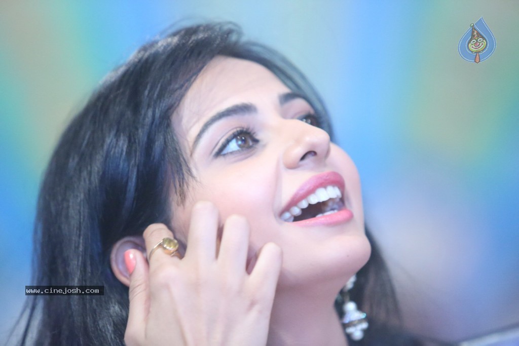 Rakul Preet Singh Latest Photos - 59 / 113 photos